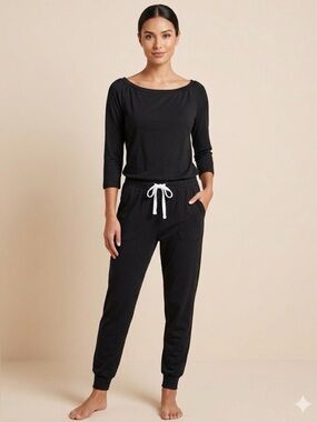 Black Long Sleeve Drawstring Jumpsuit size xl good condition